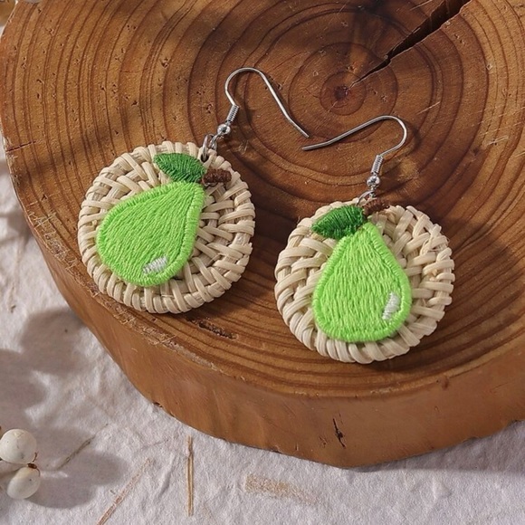 ❤️Pear Rattan Drop Earrings - Picture 3 of 7